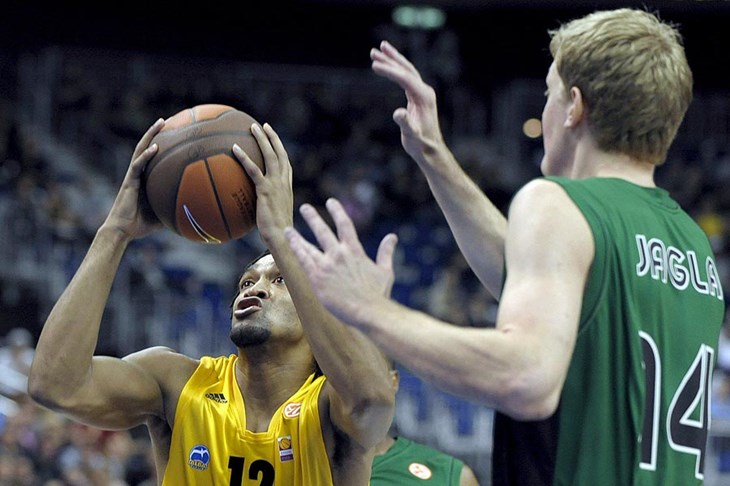 Olimpija pala u produžetku