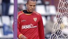 Luis Fabiano za prolaz