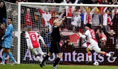 Ajax deklasirao PSV