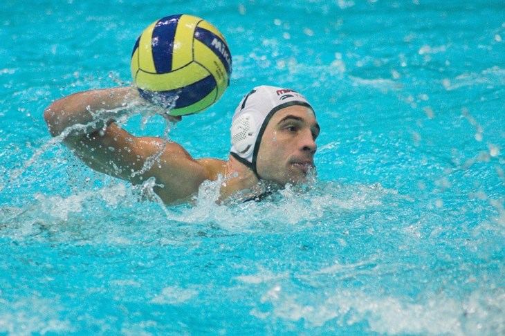 Primorac ponizio Mladost