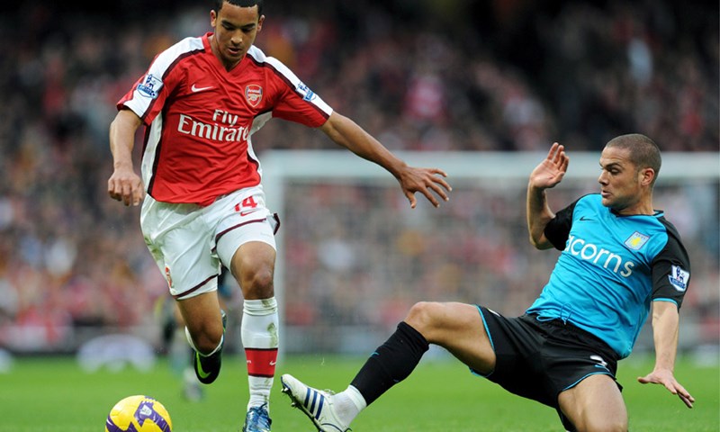 Arsenal tri mjeseca bez Walcotta