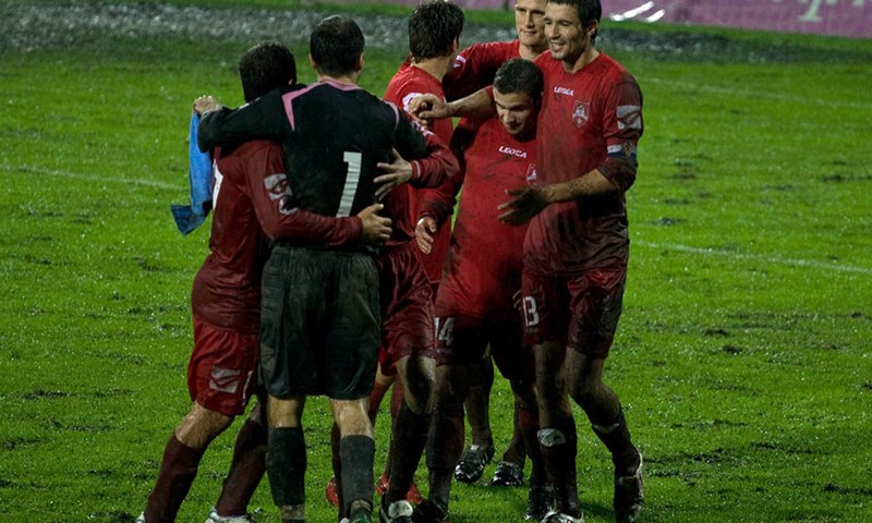 Svladan još jedan favorit