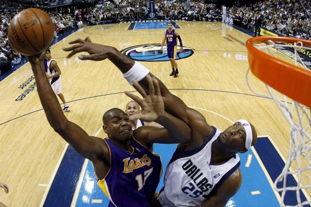 Bynum ponovno ozlijeđen