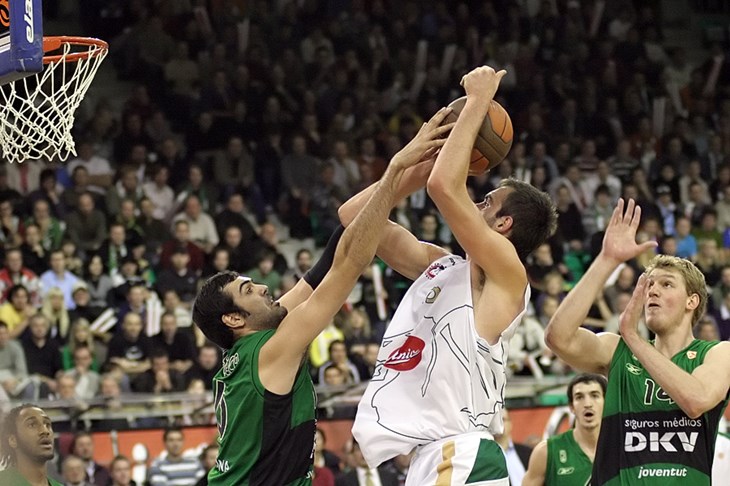 Joventut projurio kroz Tivoli