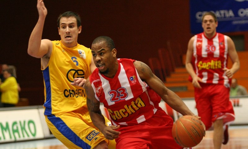 Zvezda rutinski s Vošom