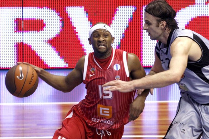 Banić i Anzulović idu dalje