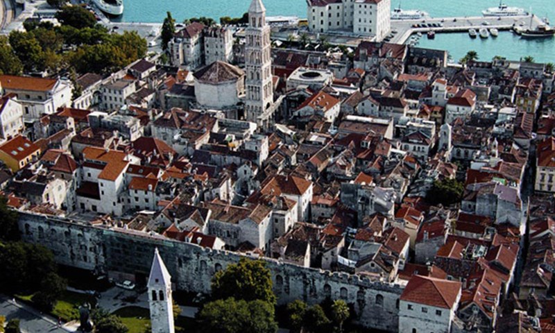 SPLIT