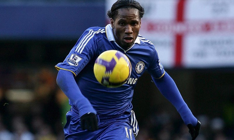 Drogba zamalo objesio kopačke o klin