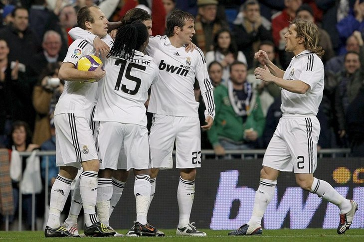 Diže se zastor, stiže novi Real