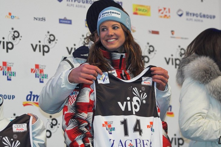 Hosp otvara, Jelušić s brojem 14