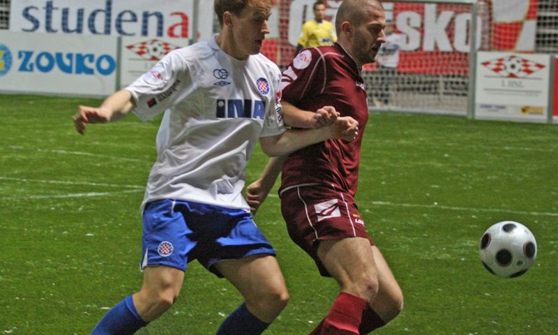 Hajduk fantastičan, Šibenik prati