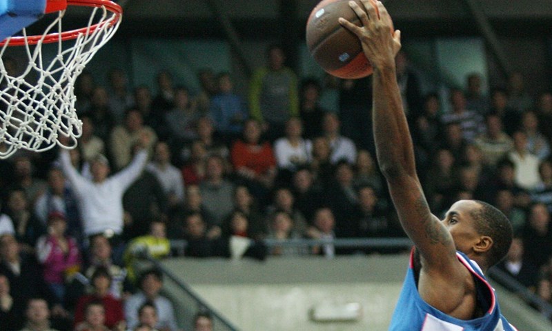 Cibona u Areni?
