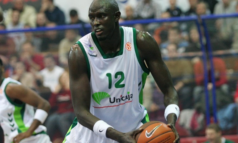 Unicaja namučila Atenjane