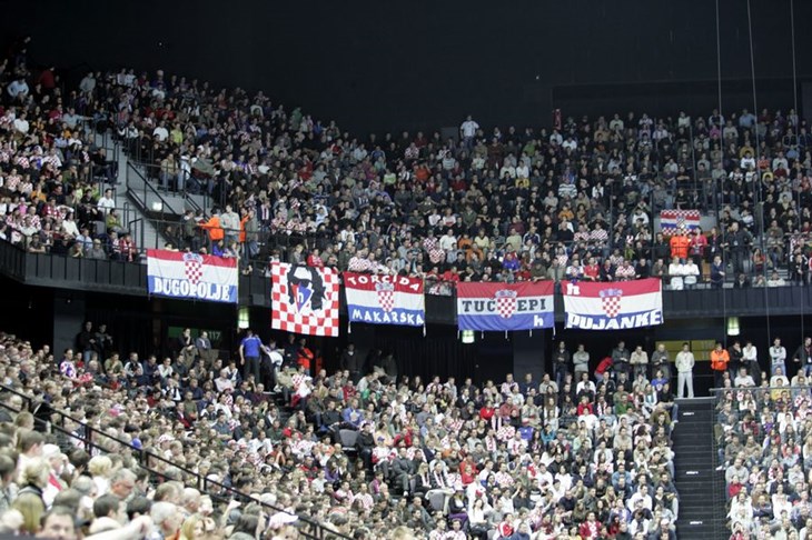 Pijani navijači ne mogu u Spaladium Arenu