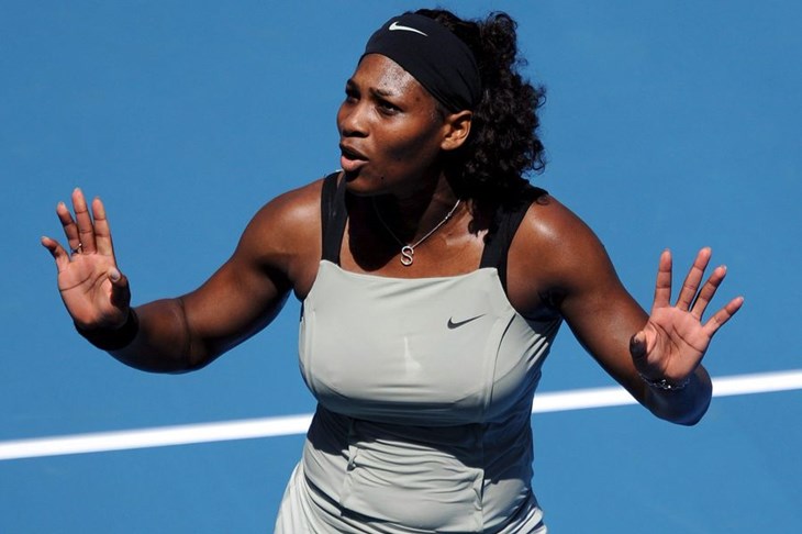 Serena kroz ušicu igle