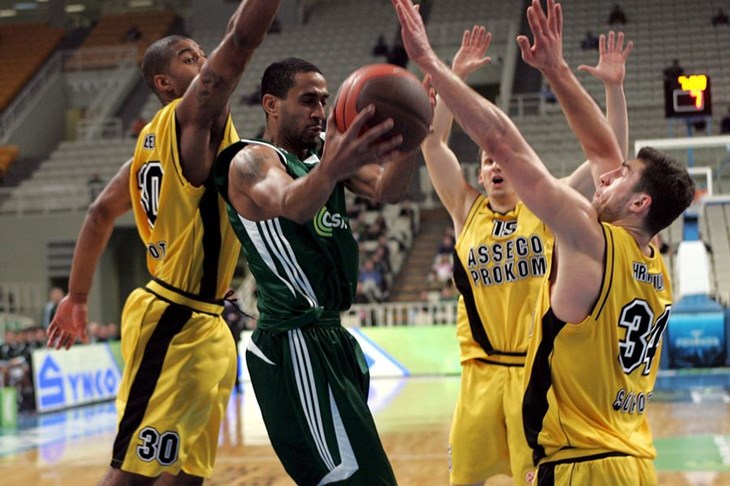 Pobjede favorita, spas Prokoma