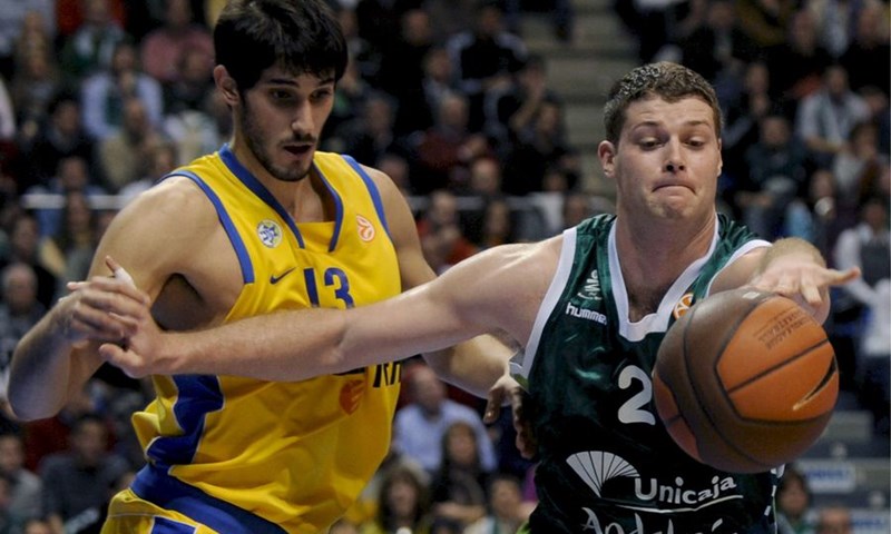 Unicaji jedinica, Olympiakos osramoćen