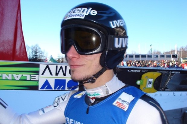 Video: Kranjec bacio rukavicu Austrijancima