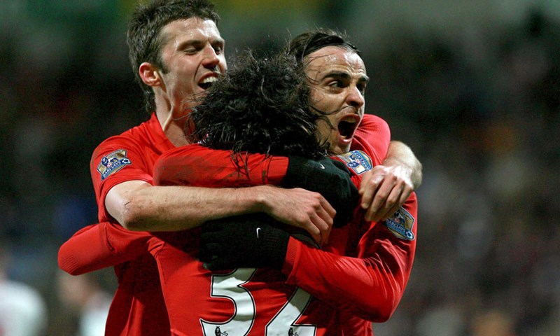 United preuzeo vrh, Tottenham opet na dnu