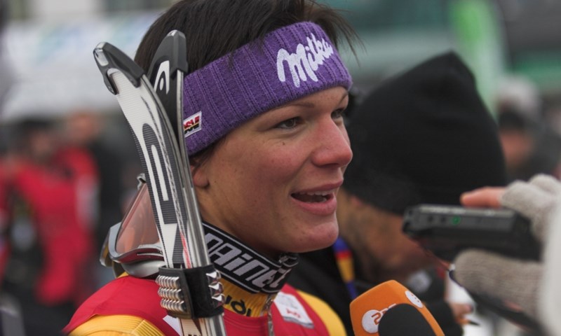 Riesch primila dar, Ana sedma