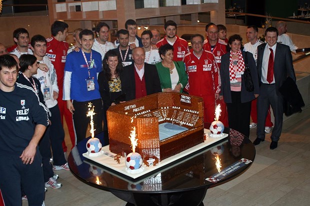 Torta za najbolje rukometaše