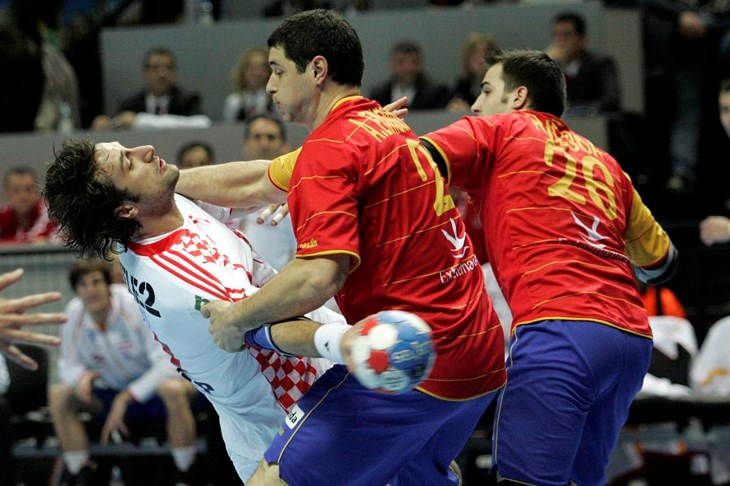 Furija pomela Češku