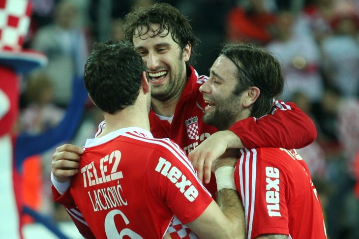 Pakleni katapulteri iz vanjske linije