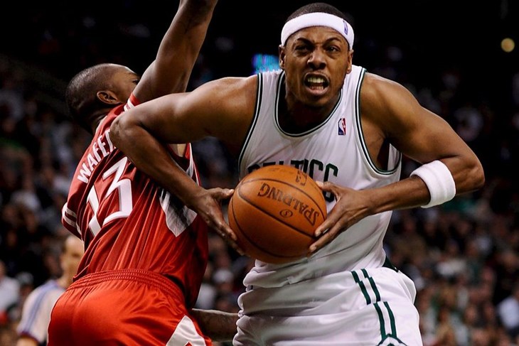 Niz nastavljen, pali i Pistonsi