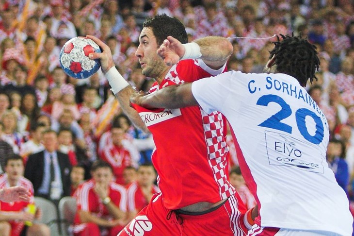 Odličan Lacković u pobjedi HSV-a