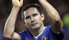 Poništen crveni karton Lamparda