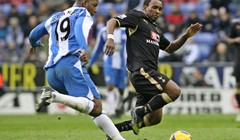 Englezi dijele šakom i kapom