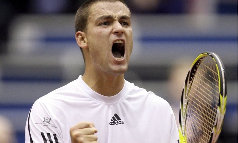 Rusi iznenadili, Nadal se mučio
