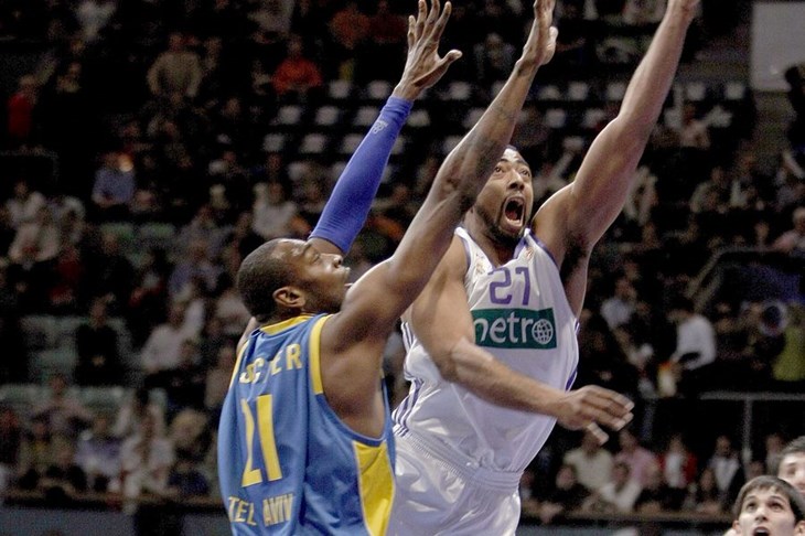 Velikani grabe prema četvrtfinalu