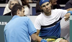 Nadal se pridružio Federeru