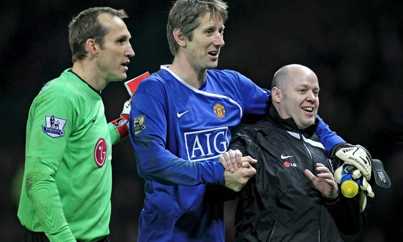Van der Sar korak do rekorda