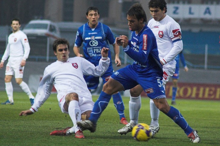 Dinamo rutinski prema finalu