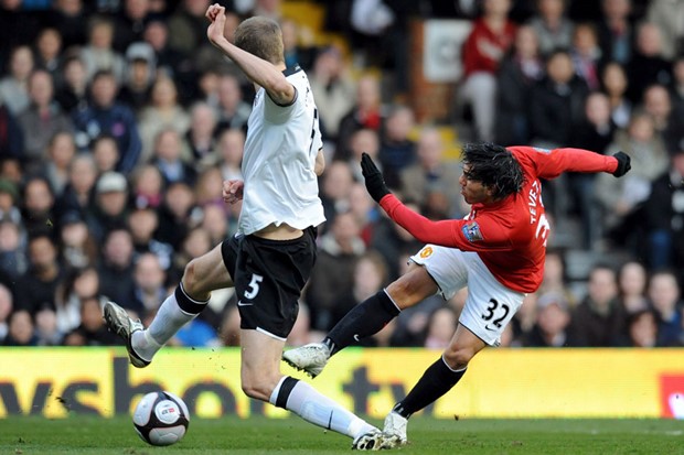 Tevez i Rooney razbili Fulham