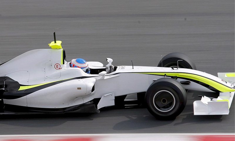 Räikkönen uzvraća, Brawn šokira