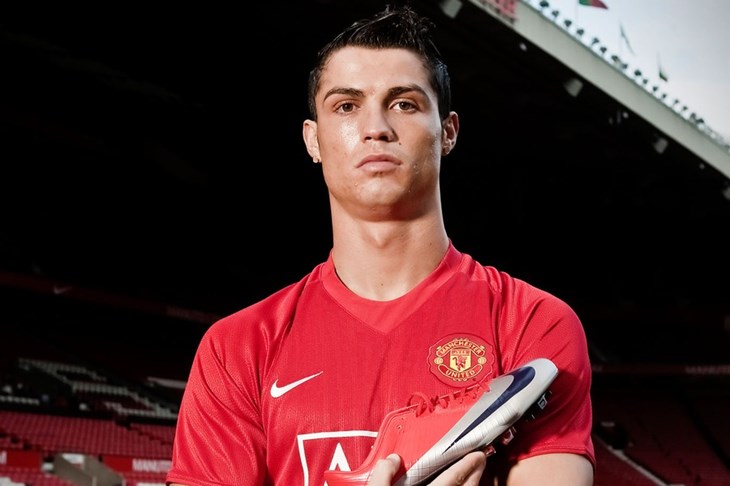 Ronaldo:  "Raširene noge su moj stil"