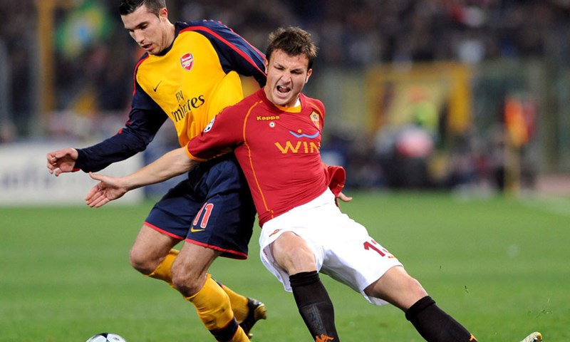Eduardo promašio penal, Arsenal ipak prošao