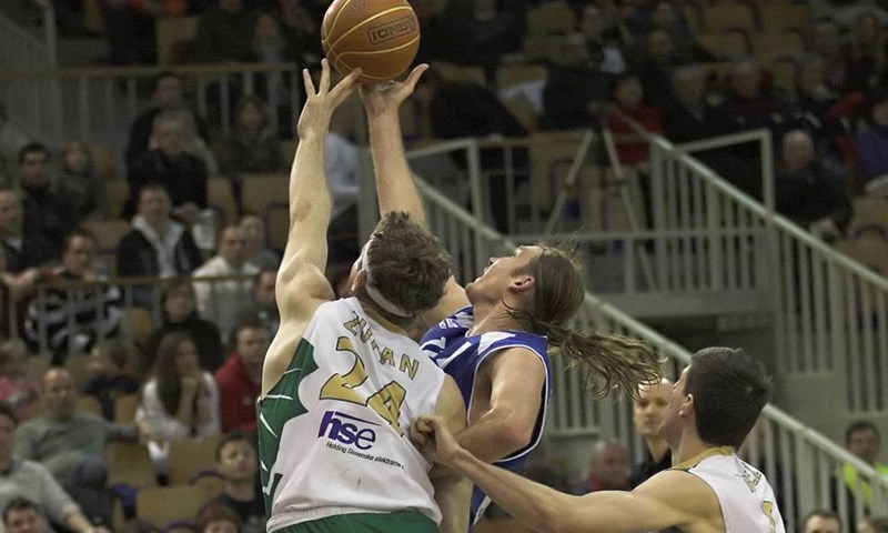 Olimpija s lakoćom preko Bosne