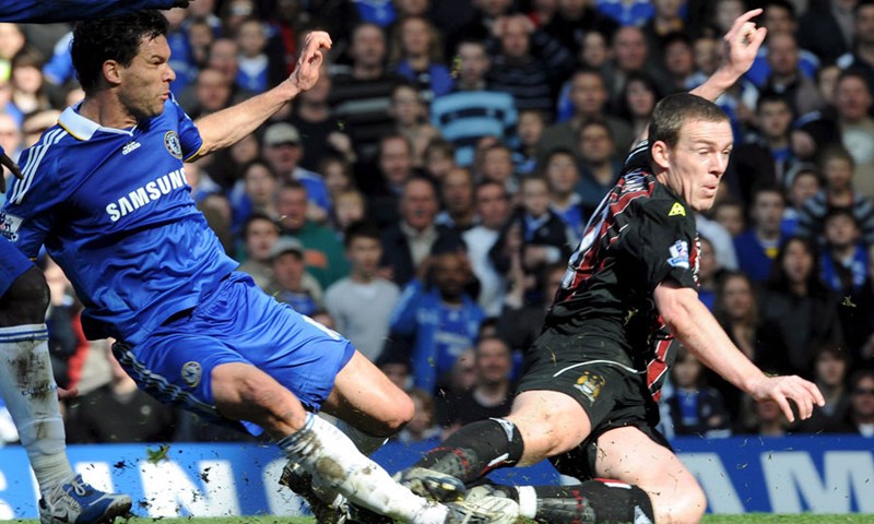 I Chelsea bliže Manchester Unitedu