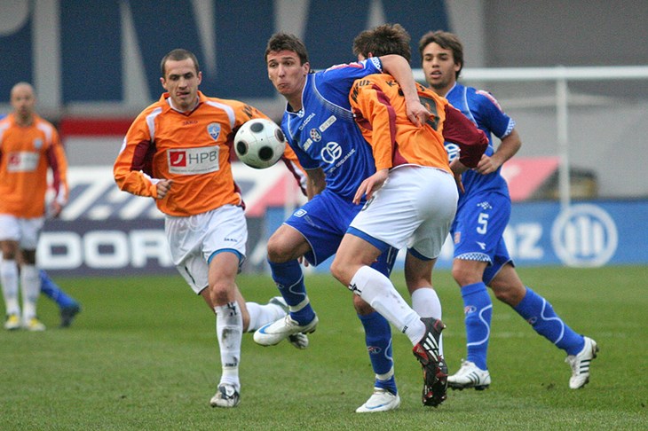 Dinamu pljesak Maksimira