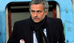 Mourinho preuzima stvari u svoje ruke