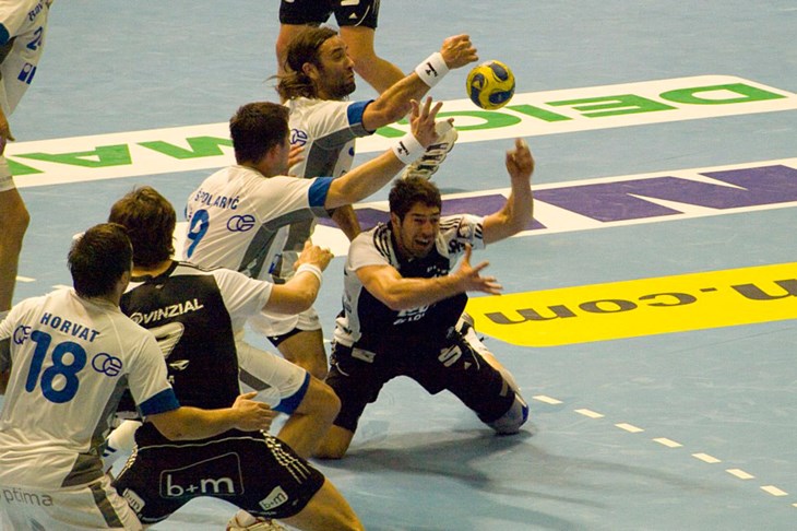 Kiel napokon poražen