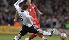 "Suci su nas oštetili"