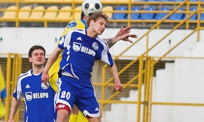 Istrani šaptom pali
