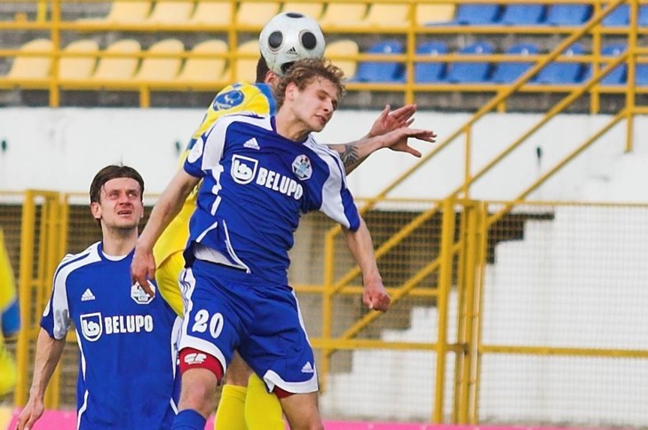 Slaven na vrhu ljestvice