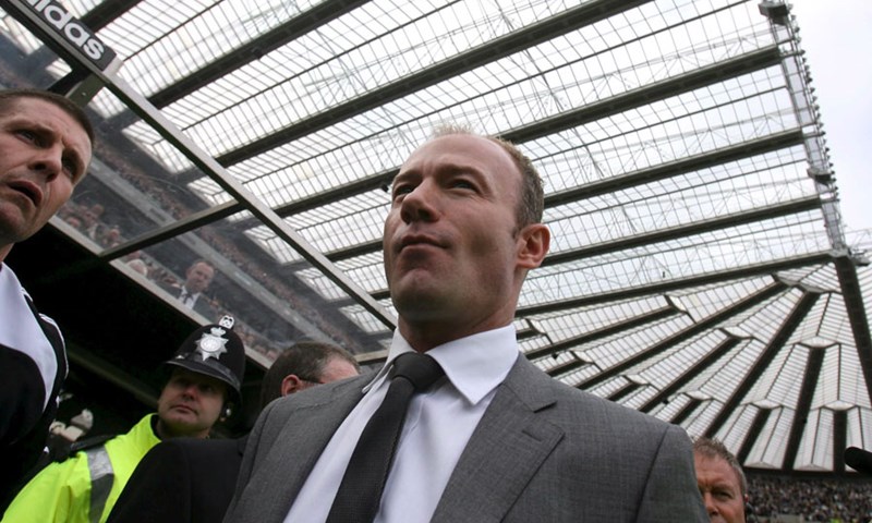 Shearer pozvao navijače na trening
