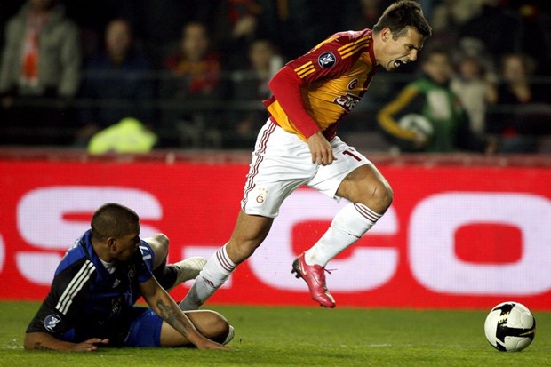 Potjeran izbornik, igrači kažnjeni